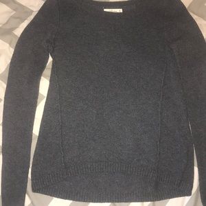 Abercrombie and Fitch Grey Sweater